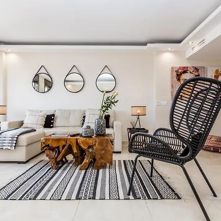 Luxurious 2 Bed Banus With Private Parking - Rdr193